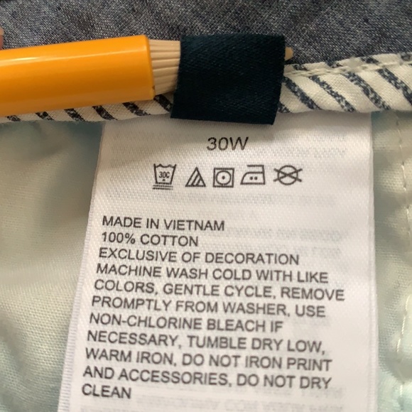 Nautica Classic Fit Shorts, 30 - Picture 8 of 8